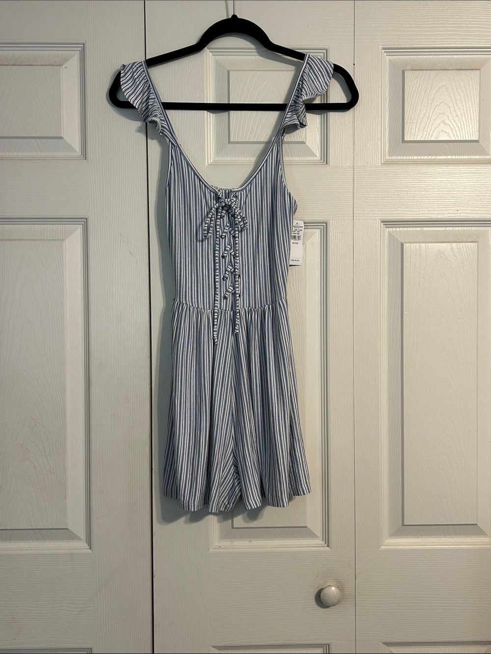 AMERICAN EAGLE NWT XXS Blue White Striped One-Piece Romper Ruffle Smocked